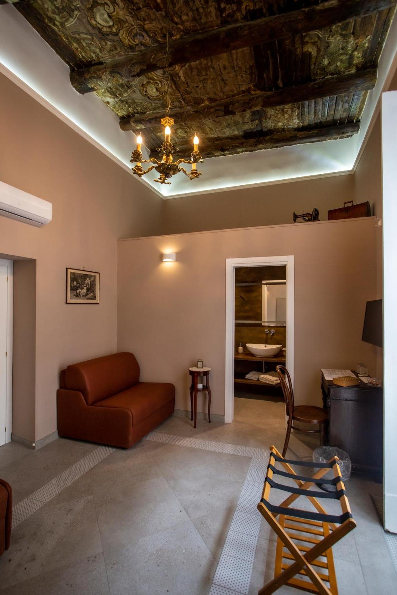 Hotel Xenia Neapolis Exterior foto